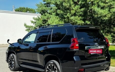 Toyota Land Cruiser Prado 150 рестайлинг 2, 2021 год, 6 500 000 рублей, 4 фотография