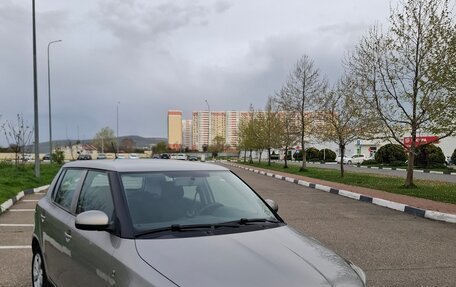 Skoda Fabia II, 2012 год, 840 000 рублей, 2 фотография