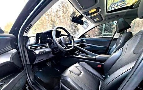 Hyundai Elantra, 2022 год, 1 480 000 рублей, 3 фотография