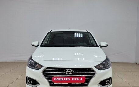 Hyundai Solaris II рестайлинг, 2017 год, 1 210 000 рублей, 2 фотография