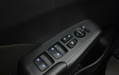 Hyundai Solaris II рестайлинг, 2017 год, 1 210 000 рублей, 11 фотография