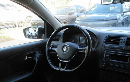 Volkswagen Polo VI (EU Market), 2015 год, 935 000 рублей, 12 фотография