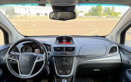 Opel Mokka I, 2013 год, 940 000 рублей, 24 фотография