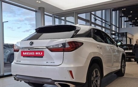 Lexus RX IV рестайлинг, 2018 год, 4 796 000 рублей, 4 фотография