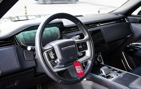 Land Rover Range Rover IV рестайлинг, 2022 год, 19 990 000 рублей, 12 фотография