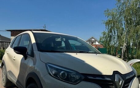Renault Kaptur I рестайлинг, 2020 год, 1 380 000 рублей, 1 фотография