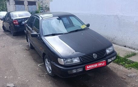 Volkswagen Passat B4, 1994 год, 215 000 рублей, 1 фотография