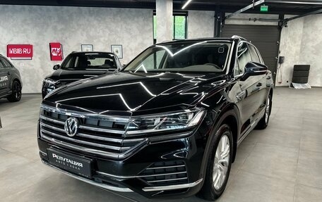 Volkswagen Touareg III, 2018 год, 4 100 000 рублей, 1 фотография