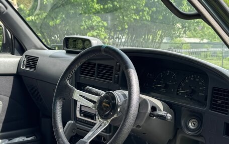 Toyota Hilux Surf III рестайлинг, 1992 год, 800 000 рублей, 10 фотография