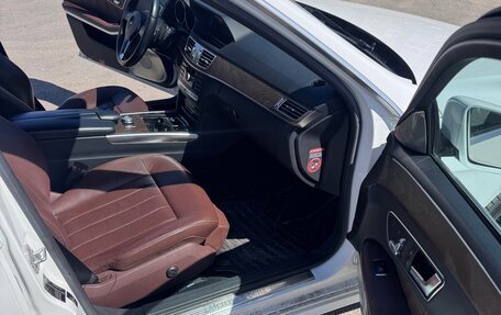Mercedes-Benz E-Класс, 2014 год, 2 000 000 рублей, 8 фотография