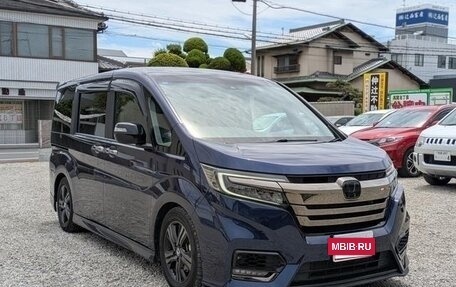 Honda Stepwgn IV, 2022 год, 1 880 000 рублей, 2 фотография