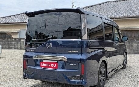 Honda Stepwgn IV, 2022 год, 1 880 000 рублей, 6 фотография