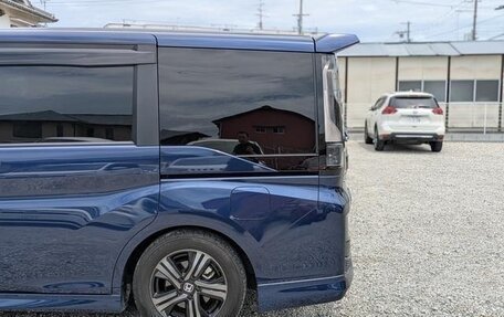 Honda Stepwgn IV, 2022 год, 1 880 000 рублей, 12 фотография
