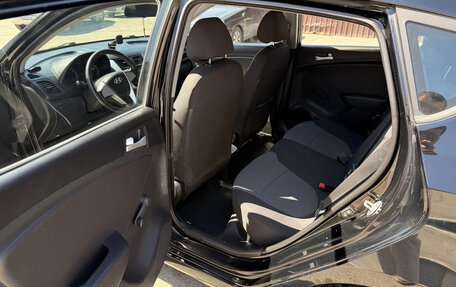 Hyundai Solaris II рестайлинг, 2011 год, 890 000 рублей, 11 фотография