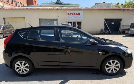 Hyundai Solaris II рестайлинг, 2011 год, 890 000 рублей, 6 фотография