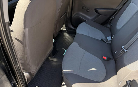Hyundai Solaris II рестайлинг, 2011 год, 890 000 рублей, 14 фотография