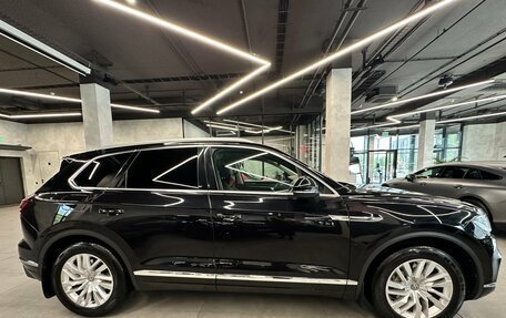 Volkswagen Touareg III, 2018 год, 4 100 000 рублей, 7 фотография