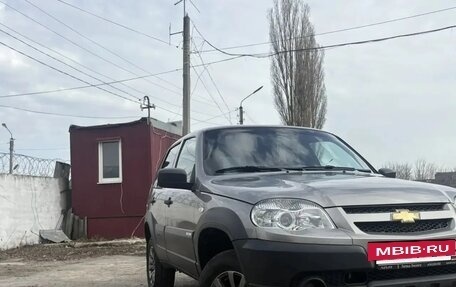 Chevrolet Niva I рестайлинг, 2017 год, 760 000 рублей, 11 фотография