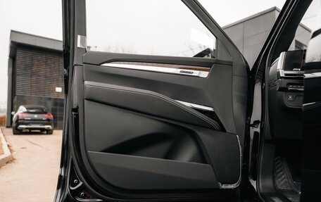 Cadillac Escalade V, 2026 год, 23 950 000 рублей, 14 фотография