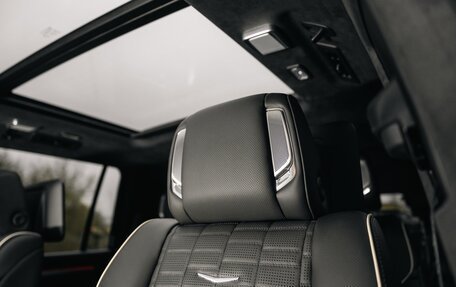 Cadillac Escalade V, 2026 год, 23 950 000 рублей, 25 фотография
