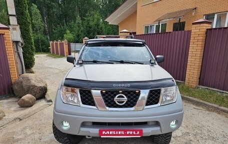 Nissan Pathfinder, 2005 год, 890 000 рублей, 2 фотография