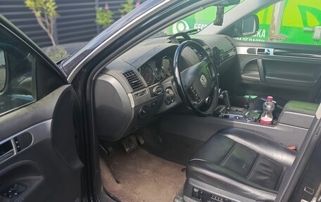 Volkswagen Touareg III, 2007 год, 890 000 рублей, 2 фотография
