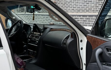 Nissan Patrol, 2012 год, 3 000 000 рублей, 3 фотография