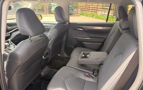 Toyota Highlander, 2026 год, 5 100 000 рублей, 15 фотография