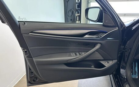 BMW 5 серия, 2022 год, 6 590 000 рублей, 11 фотография