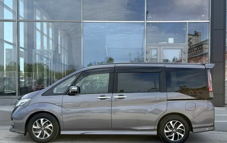 Honda Stepwgn IV, 2017 год, 1 770 000 рублей, 6 фотография