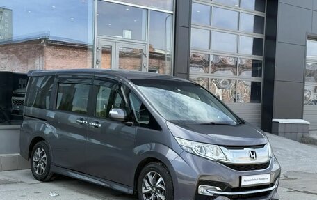 Honda Stepwgn IV, 2017 год, 1 770 000 рублей, 4 фотография