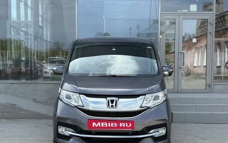 Honda Stepwgn IV, 2017 год, 1 770 000 рублей, 5 фотография