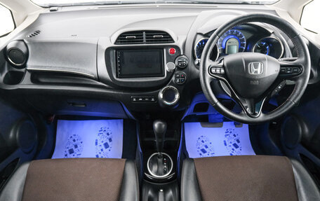 Honda Fit Shuttle I рестайлинг, 2011 год, 899 000 рублей, 11 фотография