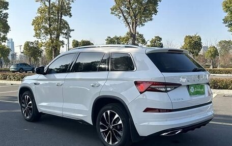 Skoda Kodiaq I, 2022 год, 3 400 000 рублей, 5 фотография