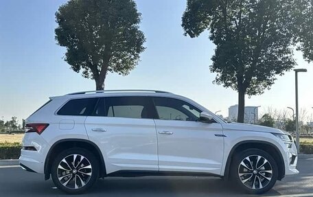 Skoda Kodiaq I, 2022 год, 3 400 000 рублей, 14 фотография