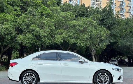 Mercedes-Benz A-Класс, 2023 год, 1 594 000 рублей, 7 фотография