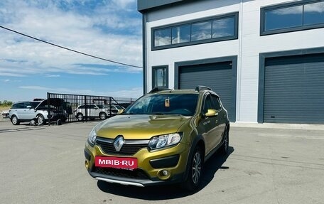 Renault Sandero II рестайлинг, 2015 год, 949 999 рублей, 2 фотография