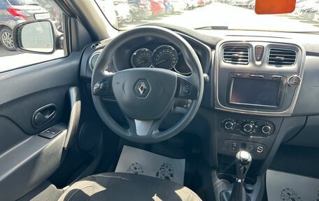 Renault Sandero II рестайлинг, 2015 год, 949 999 рублей, 14 фотография