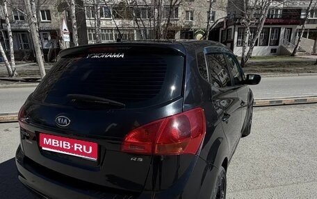 KIA Venga I, 2011 год, 850 000 рублей, 1 фотография