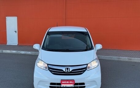 Honda Freed I, 2013 год, 950 000 рублей, 6 фотография