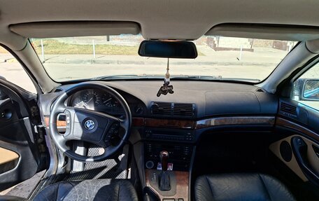 BMW 5 серия, 2002 год, 2 фотография