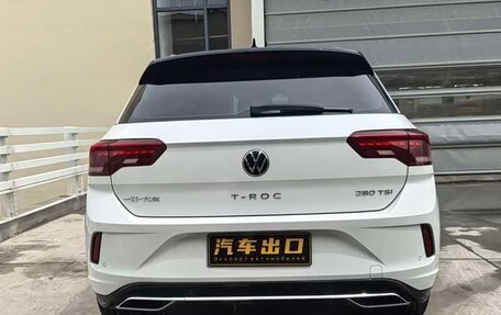 Volkswagen T-Roc I, 2023 год, 1 360 000 рублей, 5 фотография