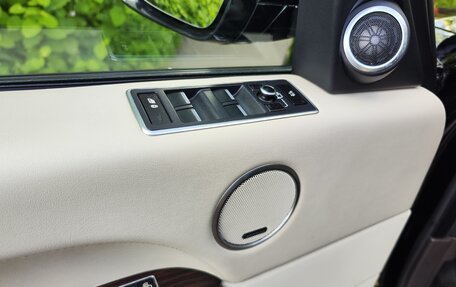 Land Rover Range Rover IV рестайлинг, 2014 год, 3 190 000 рублей, 12 фотография