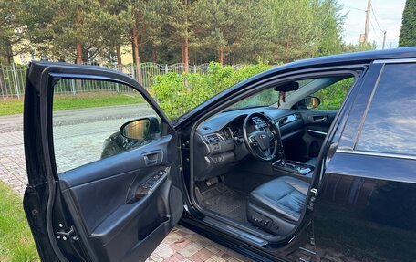 Toyota Camry, 2015 год, 1 725 000 рублей, 11 фотография
