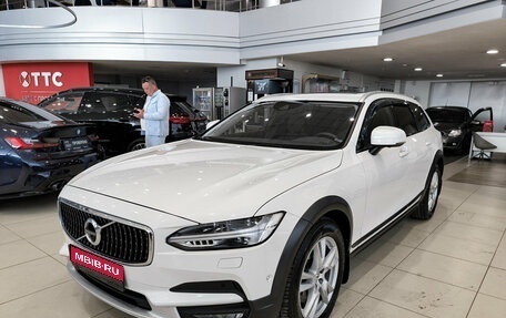 Volvo V90 Cross Country I рестайлинг, 2018 год, 3 150 000 рублей, 1 фотография