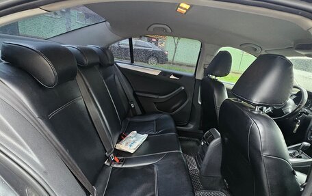 Volkswagen Jetta VI, 2013 год, 740 000 рублей, 7 фотография