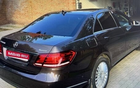 Mercedes-Benz E-Класс, 2013 год, 2 200 000 рублей, 3 фотография