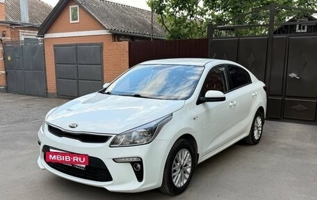 KIA Rio IV, 2018 год, 1 470 000 рублей, 2 фотография