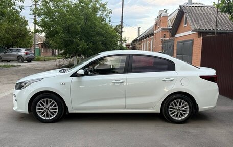 KIA Rio IV, 2018 год, 1 470 000 рублей, 10 фотография