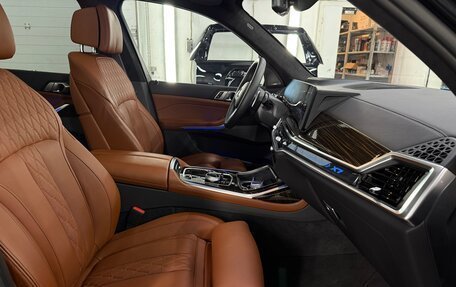 BMW X7, 2026 год, 19 000 000 рублей, 22 фотография